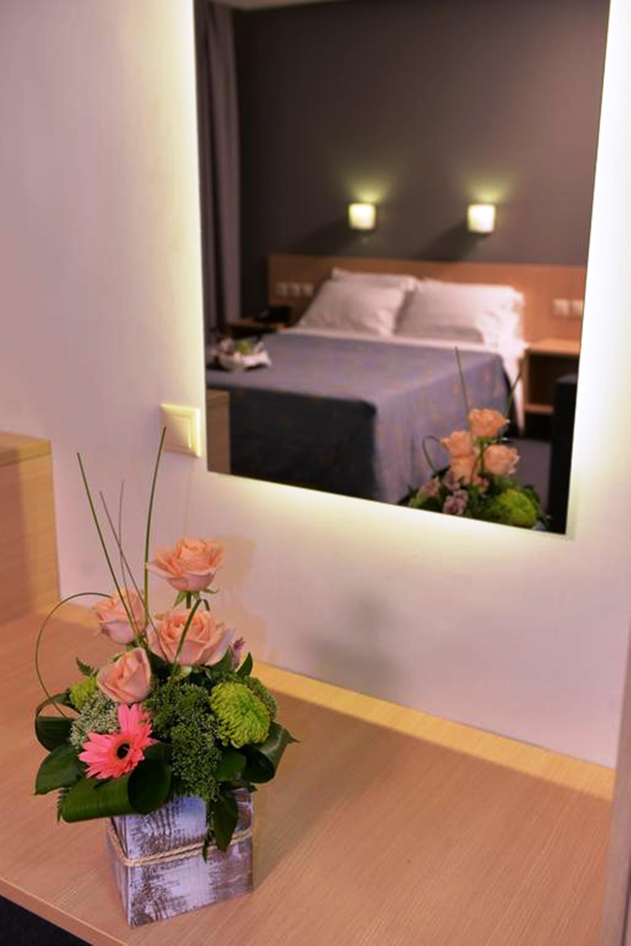 Mediterranee Patras Exterior photo